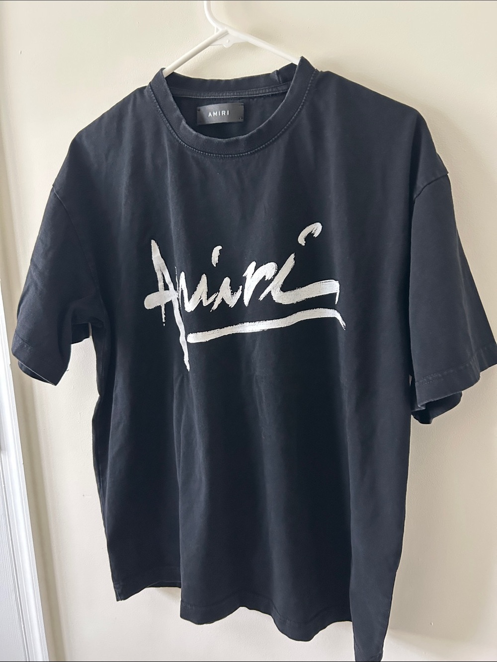 AMIRI Black Short-Sleeve Script Logo Tee - Picture 2 of 4